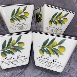 Set Of 4 Ciroa Square “Sicilian Green” Appetizer or Snack Bowls